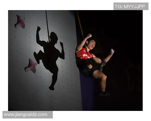 武汉街舞队在世界攀岩锦标赛中以72分领先其他队伍展现强大实力